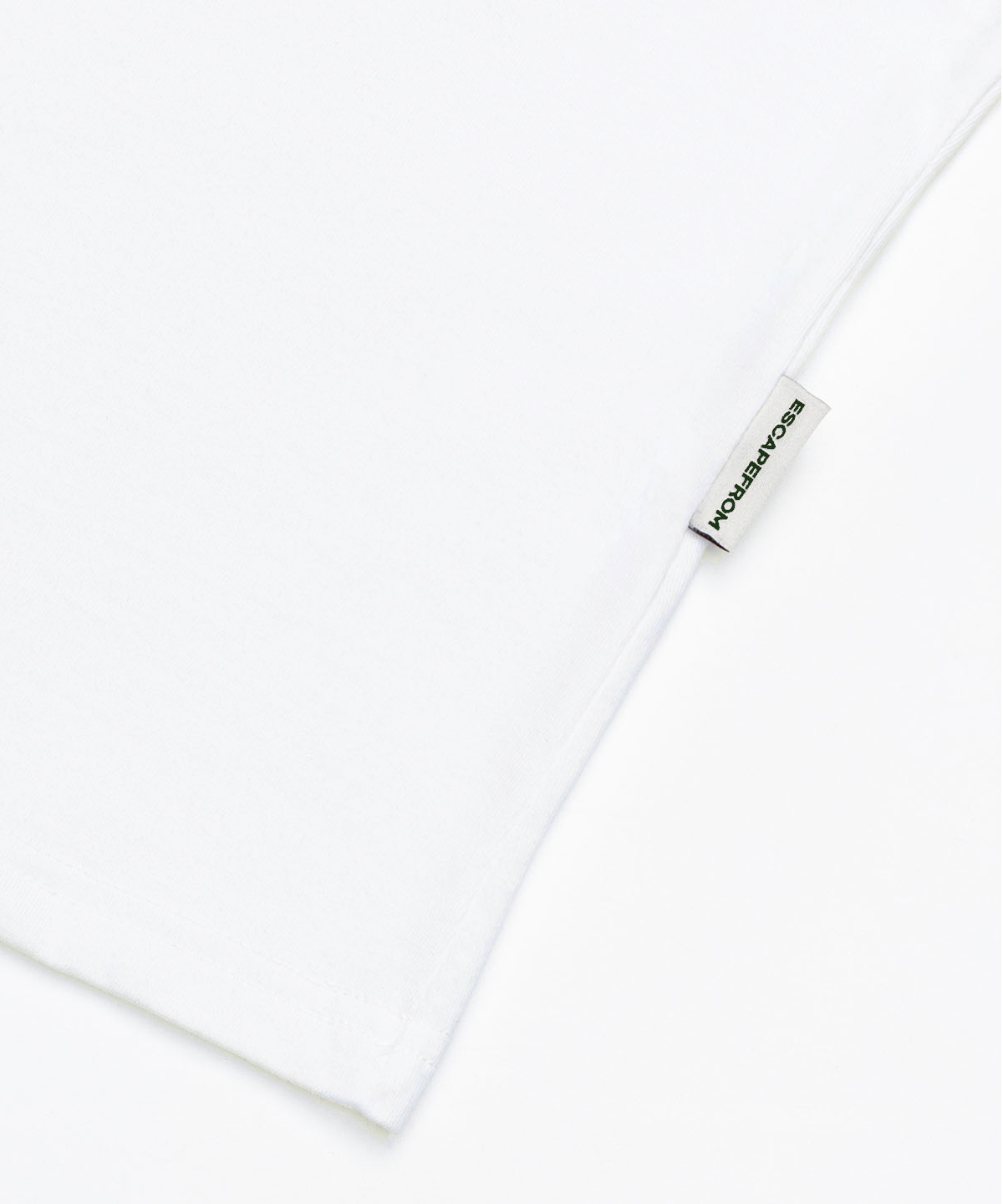 ESCAPEFROM☆DOT ESCF LOGO COLLAGE PRINT SLIMFIT T-shirt MUSINSA公式 | ESCAPEFROM Strawberry Dot ESCF Logo Collage
